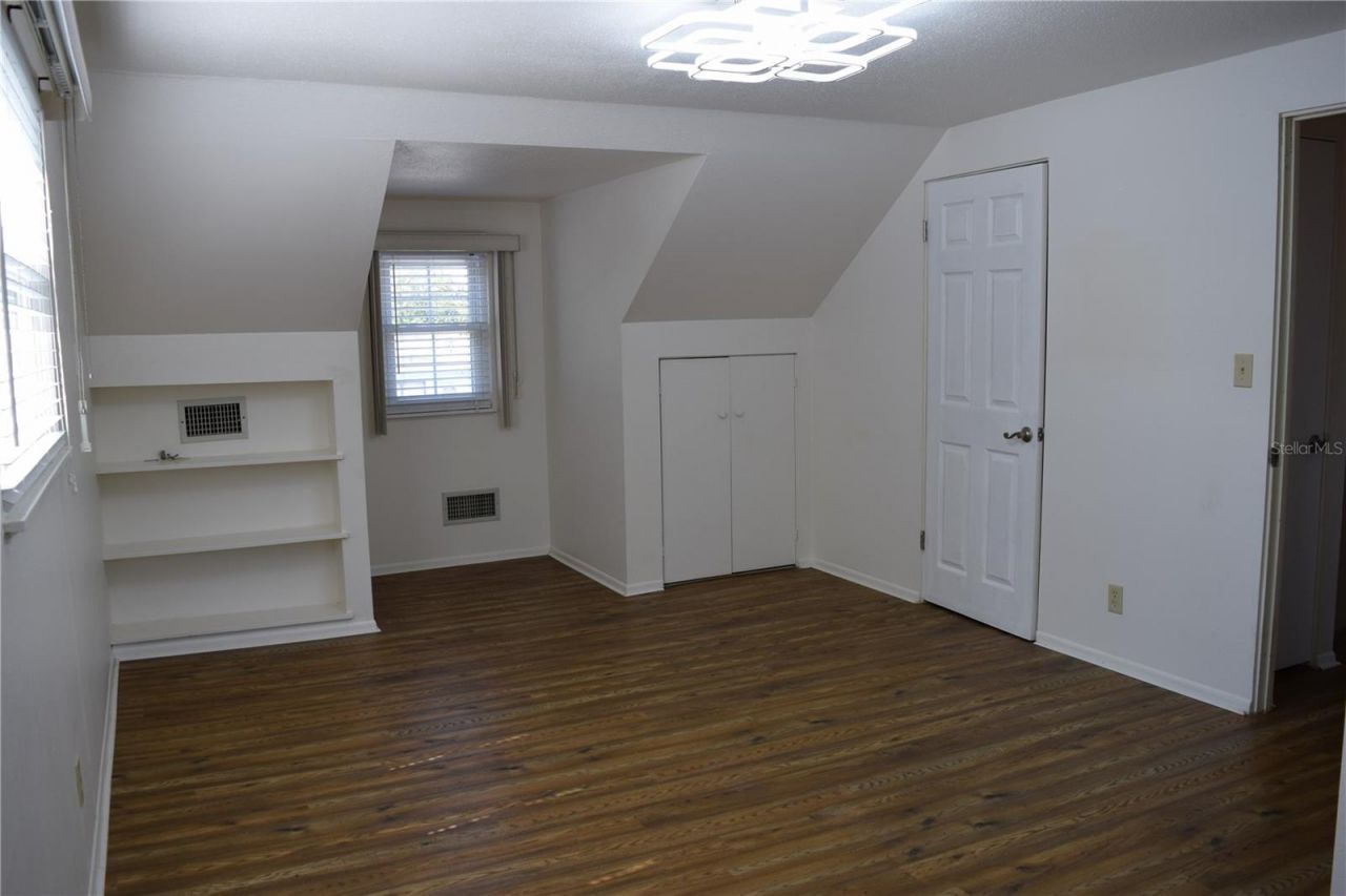 2690 64th Place N, Saint Petersburg, FL 33702 Photo