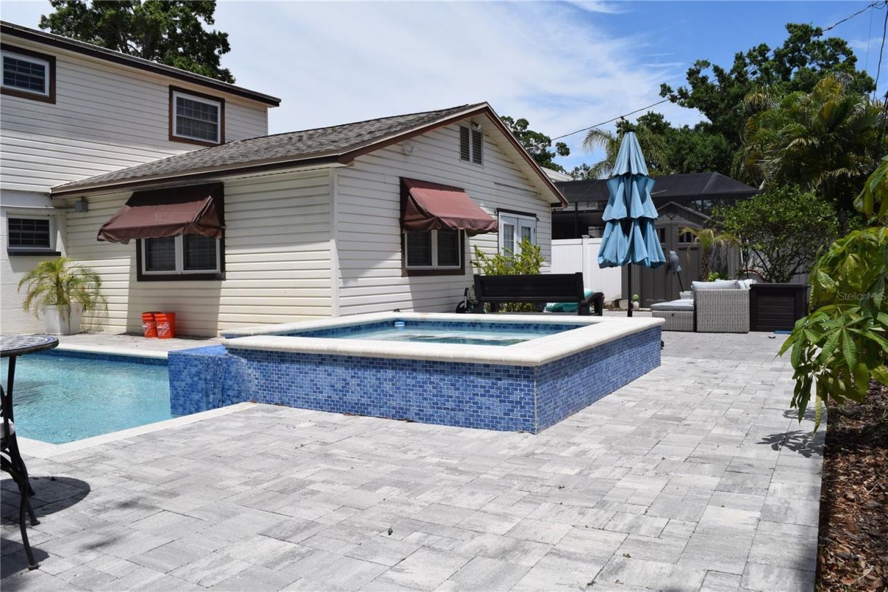 2690 64th Place N, Saint Petersburg, FL 33702 Photo