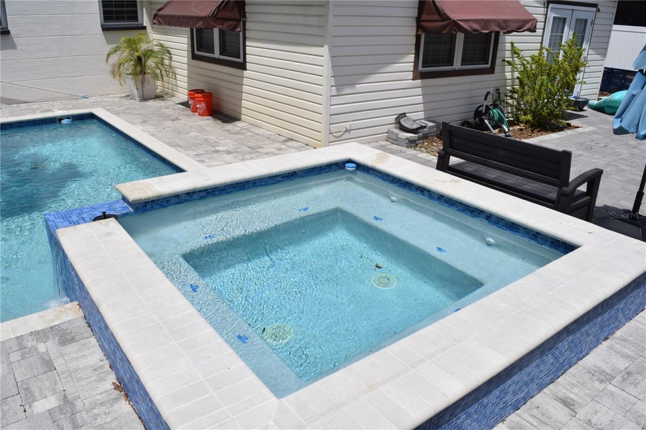 2690 64th Place N, Saint Petersburg, FL 33702 Photo