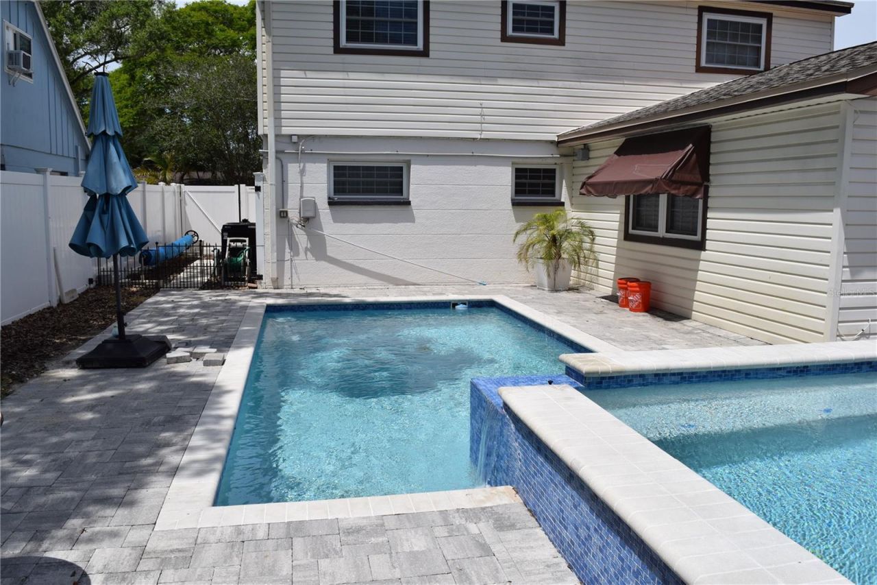 2690 64th Place N, Saint Petersburg, FL 33702 Photo