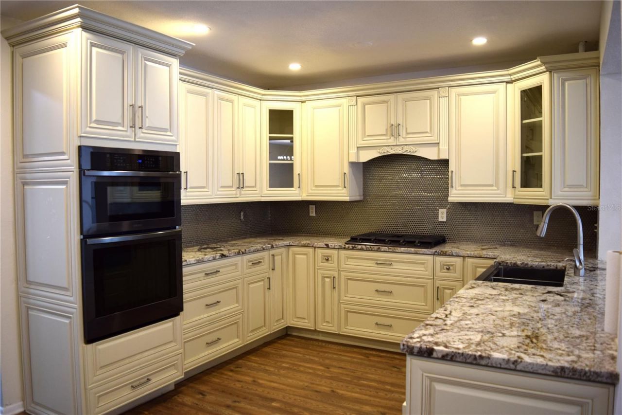 2690 64th Place N, Saint Petersburg, FL 33702 Photo
