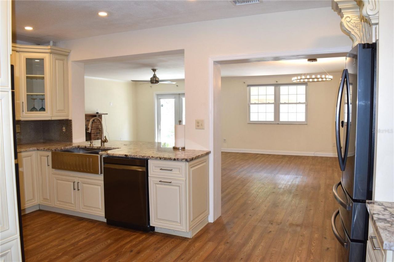 2690 64th Place N, Saint Petersburg, FL 33702 Photo