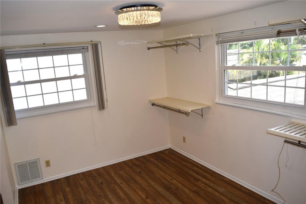 2690 64th Place N, Saint Petersburg, FL 33702 Photo