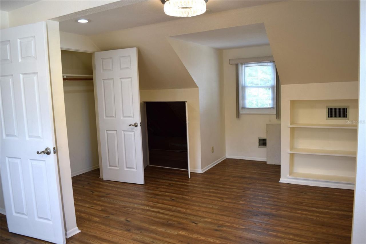 2690 64th Place N, Saint Petersburg, FL 33702 Photo