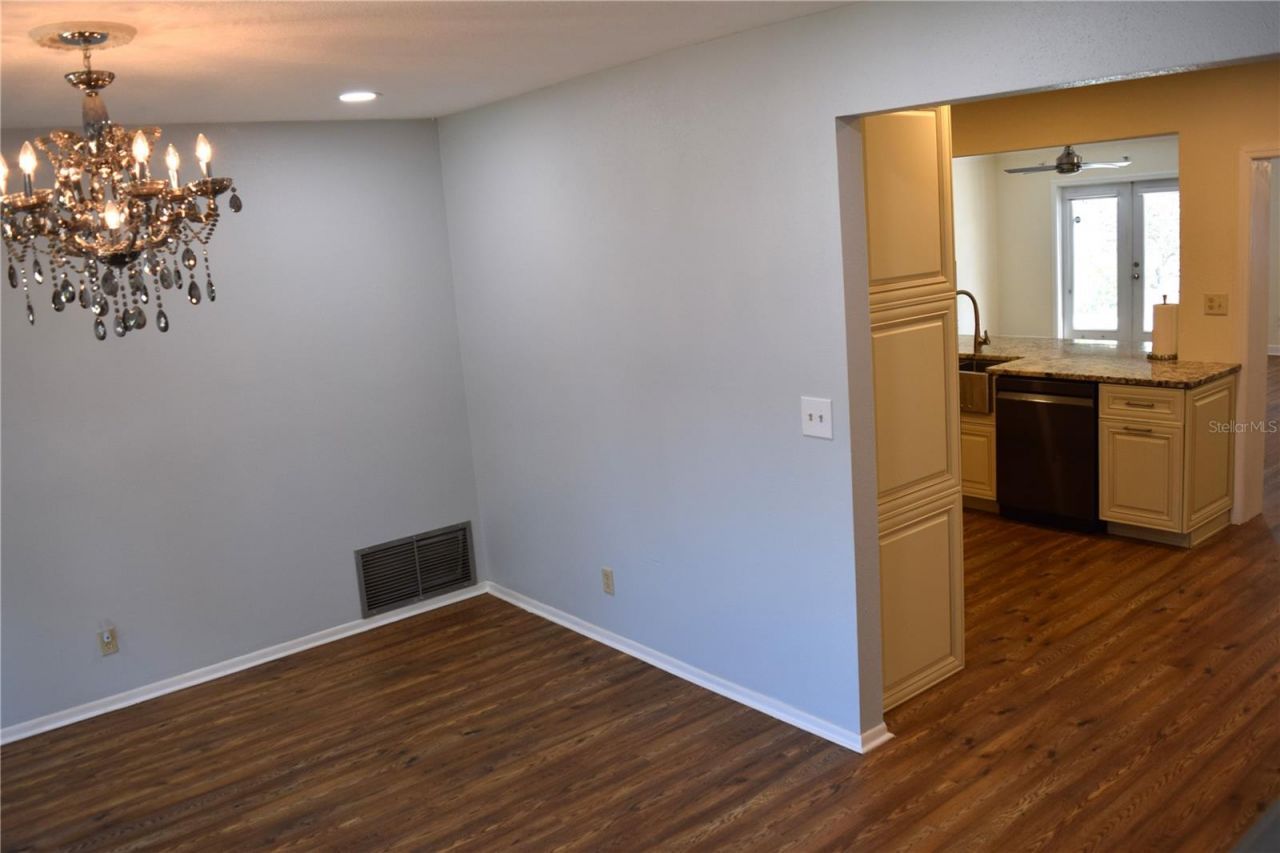 2690 64th Place N, Saint Petersburg, FL 33702 Photo
