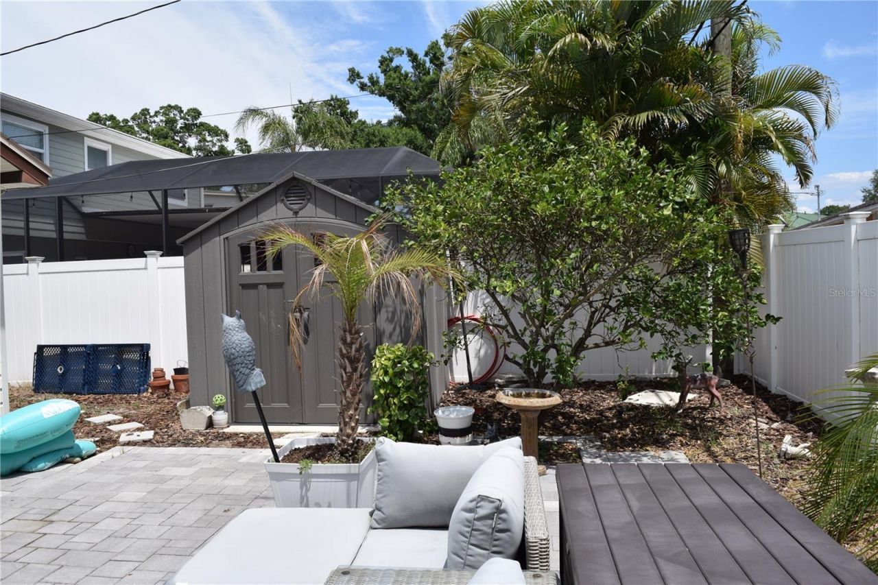 2690 64th Place N, Saint Petersburg, FL 33702 Photo