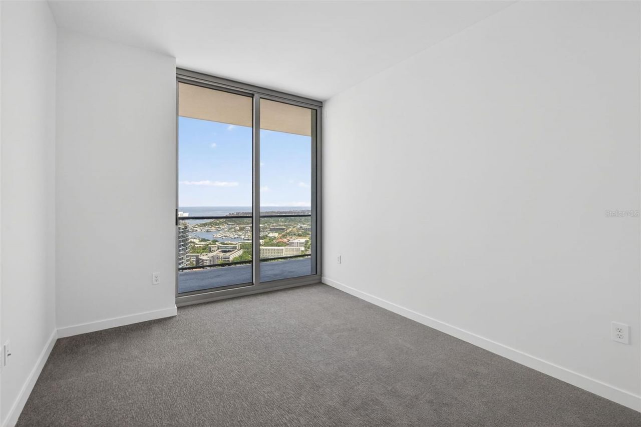 400 Central Avenue, Unit 3706, Saint Petersburg, FL 33701 Photo
