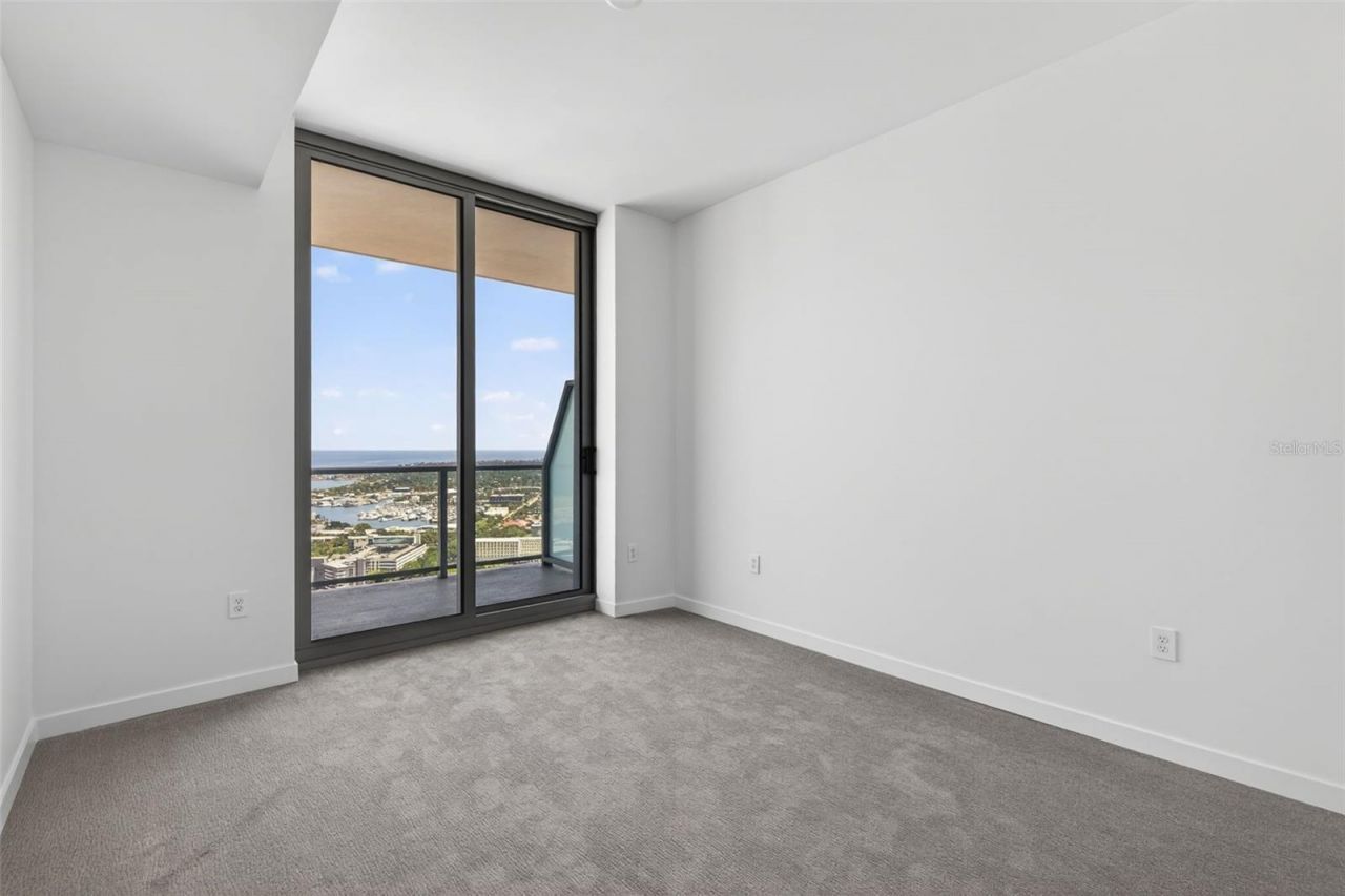 400 Central Avenue, Unit 3706, Saint Petersburg, FL 33701 Photo