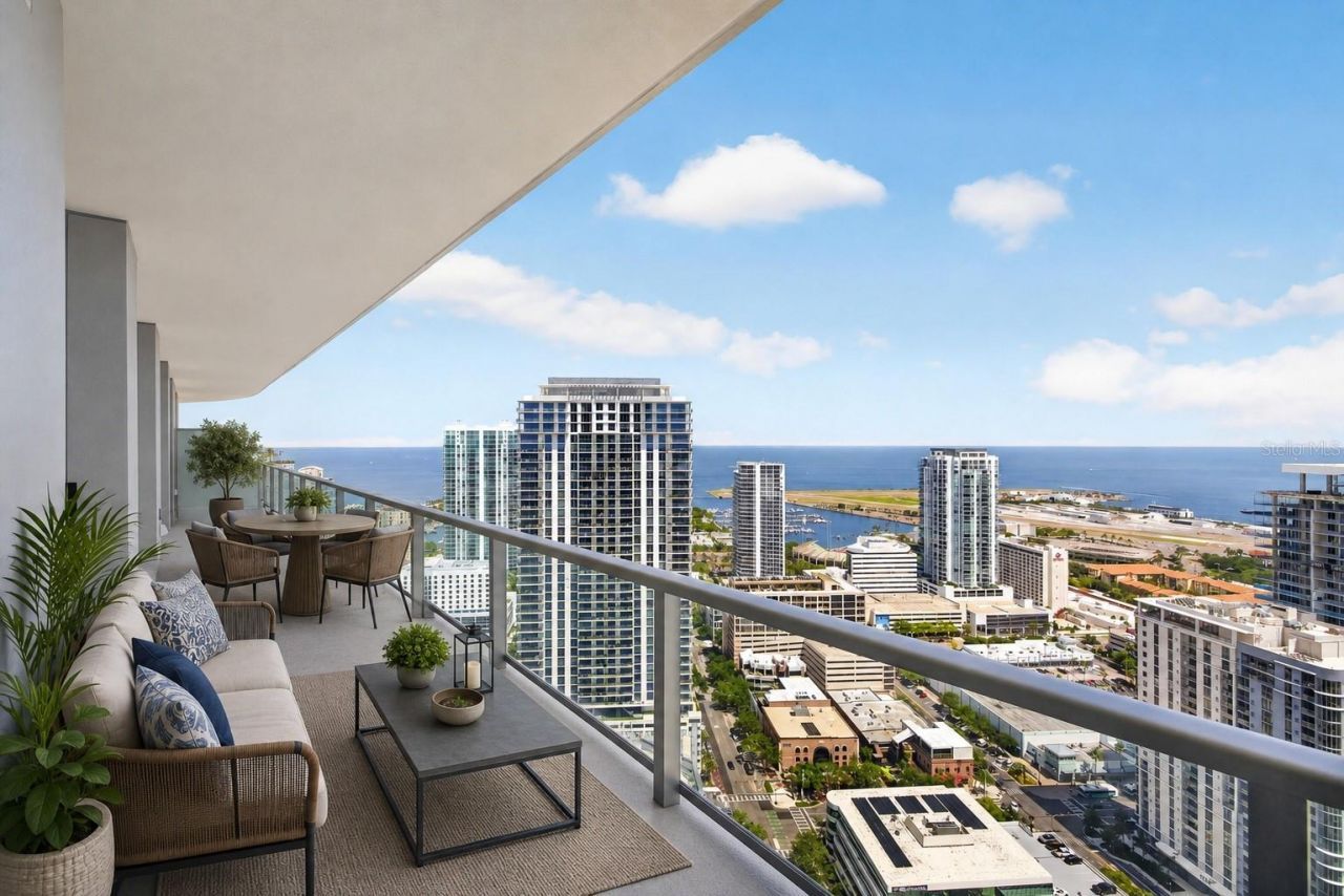 400 Central Avenue, Unit 3706, Saint Petersburg, FL 33701 Photo