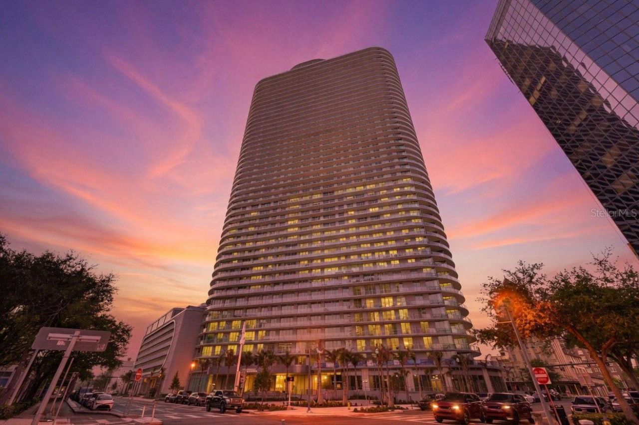 400 Central Avenue, Unit 3706, Saint Petersburg, FL 33701 Photo