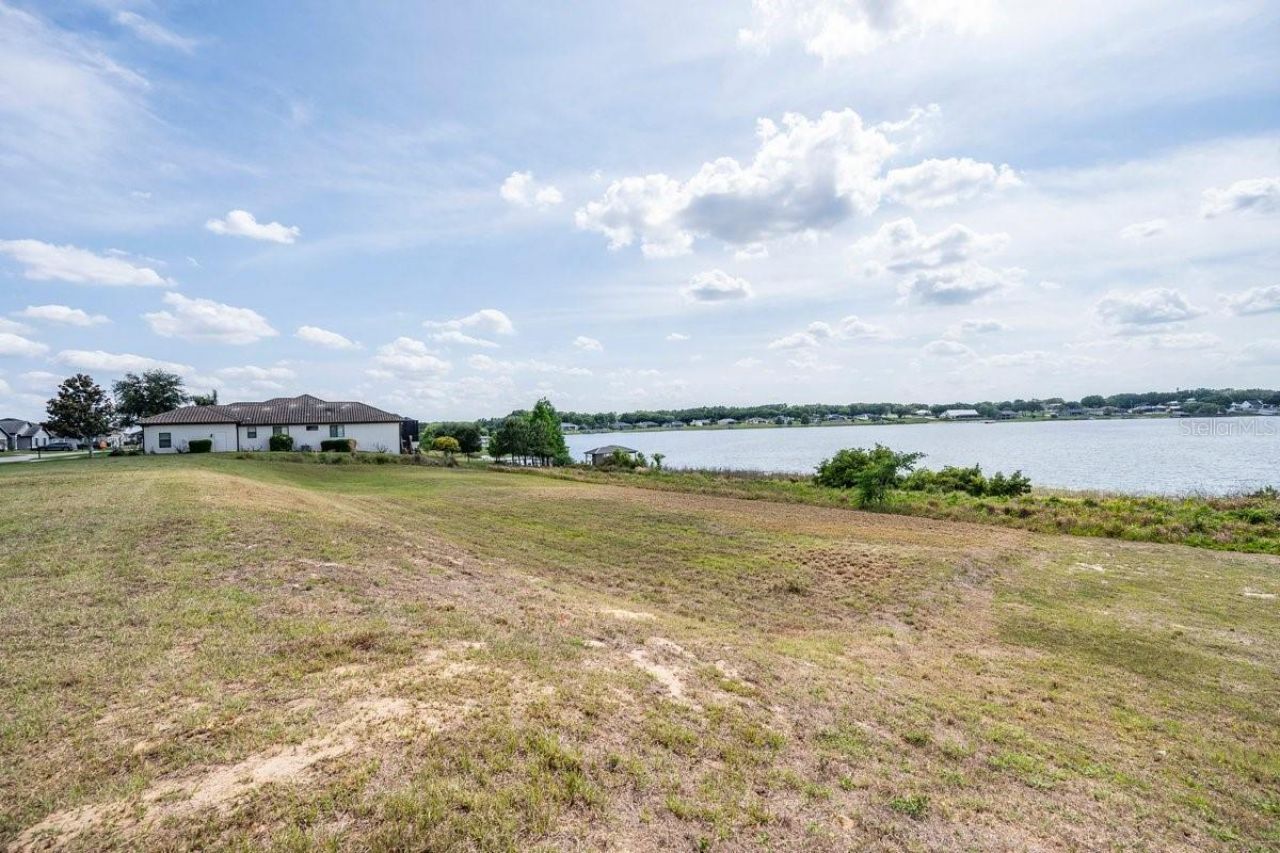 4253 Juliana Lake Drive , Auburndale, FL 33823 Photo