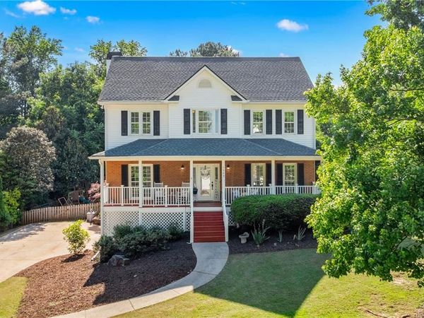 1325 Willow Tree Drive, Woodstock, GA 30188