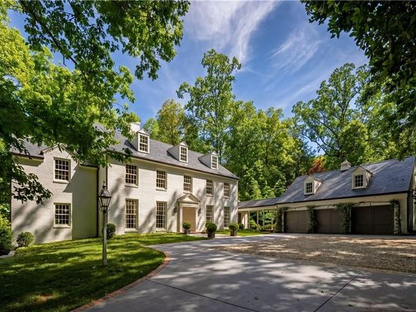 3875 Tuxedo Road NW, Atlanta, GA 30342