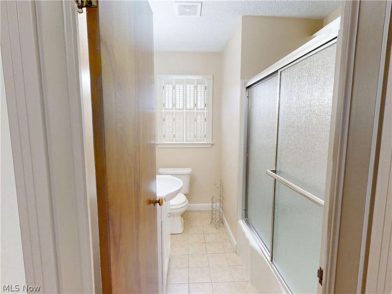8249 Broadmoor Road, Mentor, OH 44060 Photo 14