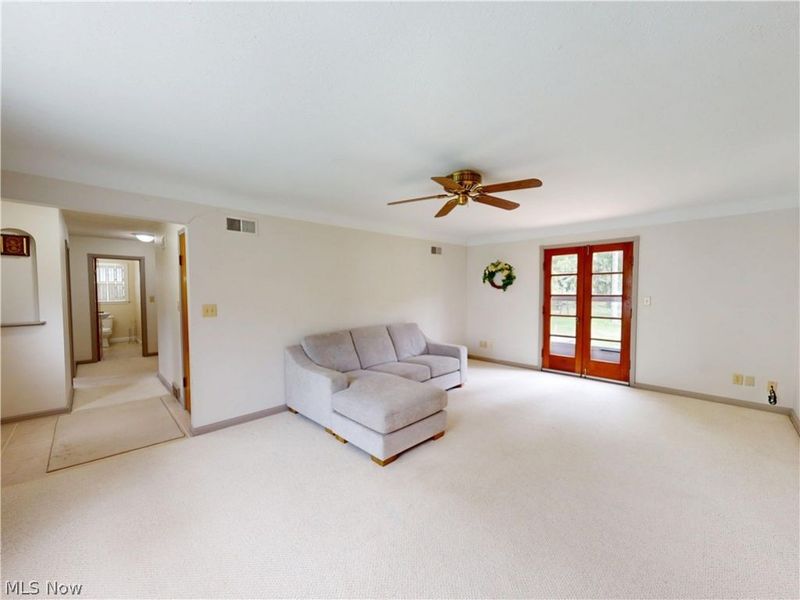 8249 Broadmoor Road, Mentor, OH 44060 Photo 6