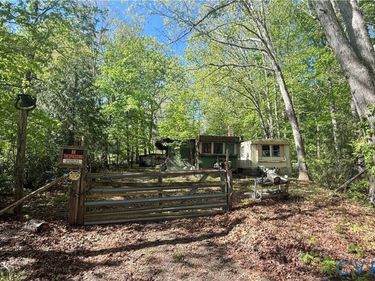 4683 Buffalo Road , Buchanan, VA 24066