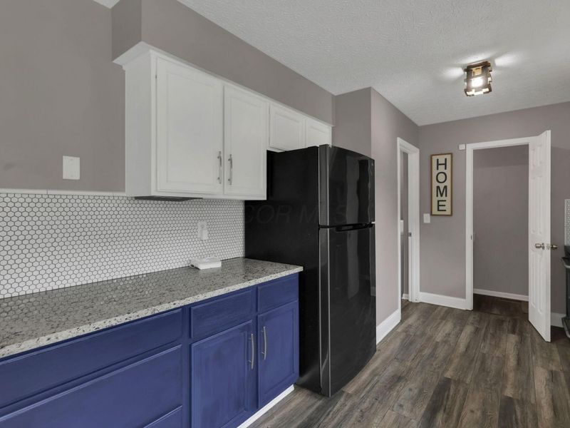8967 Holquest Drive, Lewis Center, OH 43035 Photo 13
