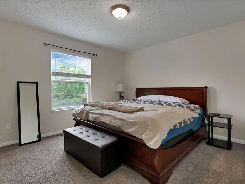 8967 Holquest Drive, Lewis Center, OH 43035 Photo 19