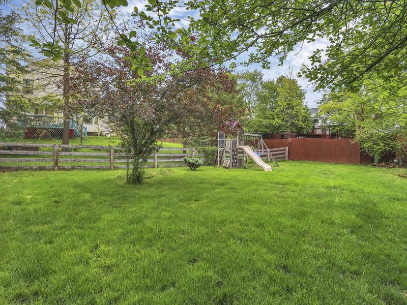 8967 Holquest Drive, Lewis Center, OH 43035 Photo 43