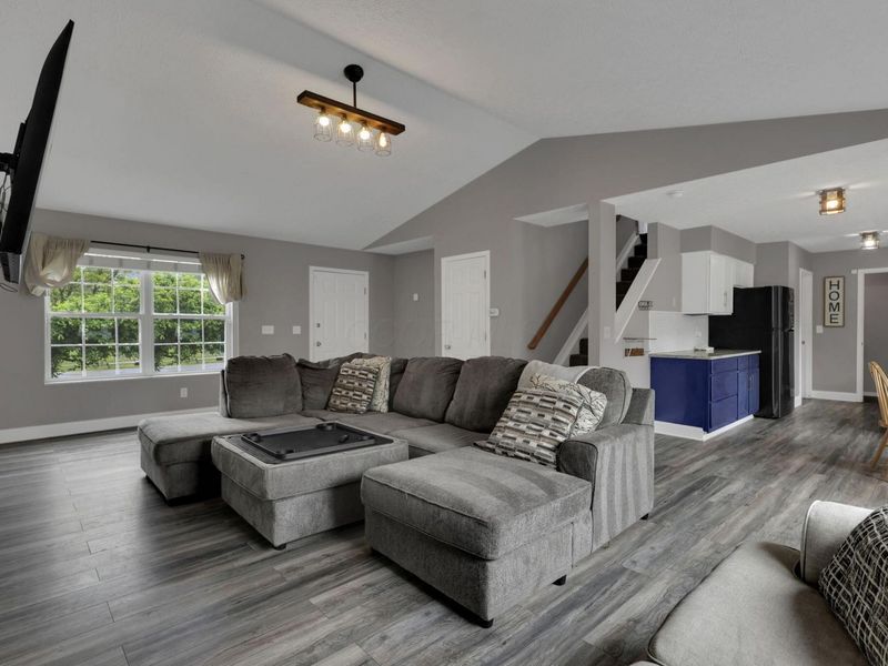 8967 Holquest Drive, Lewis Center, OH 43035 Photo 7