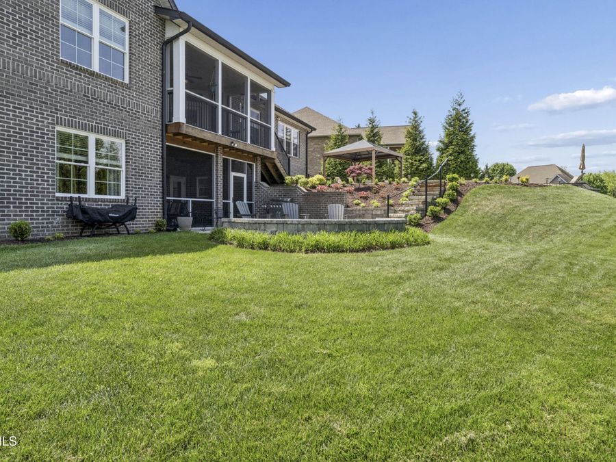Property Image 95