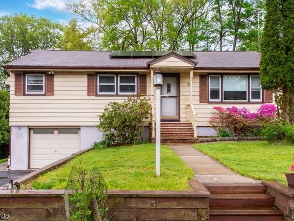 64 School St, North Haledon, NJ 07508