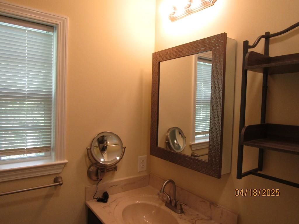 4335 Grande Harbour Blvd.  Photo 35