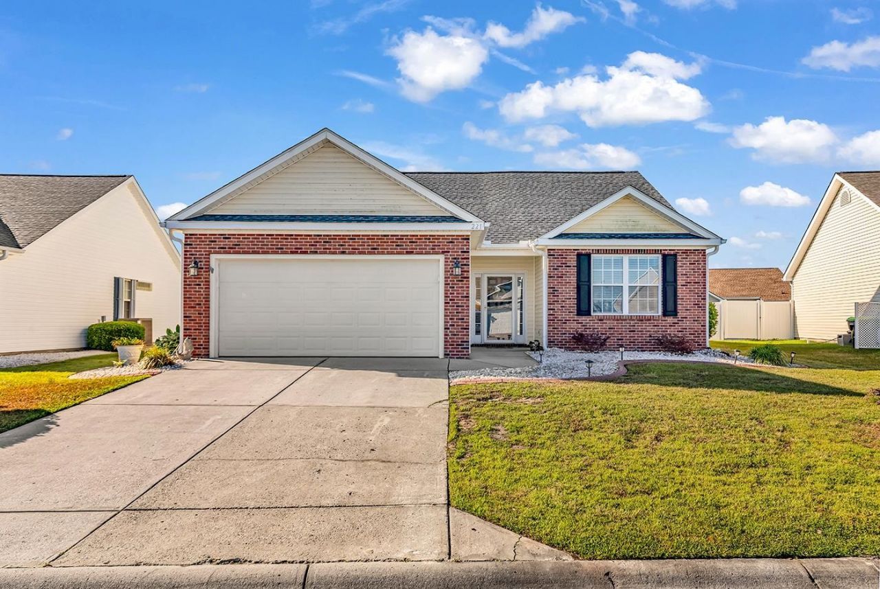 221 Cloverleaf Dr. Photo 34