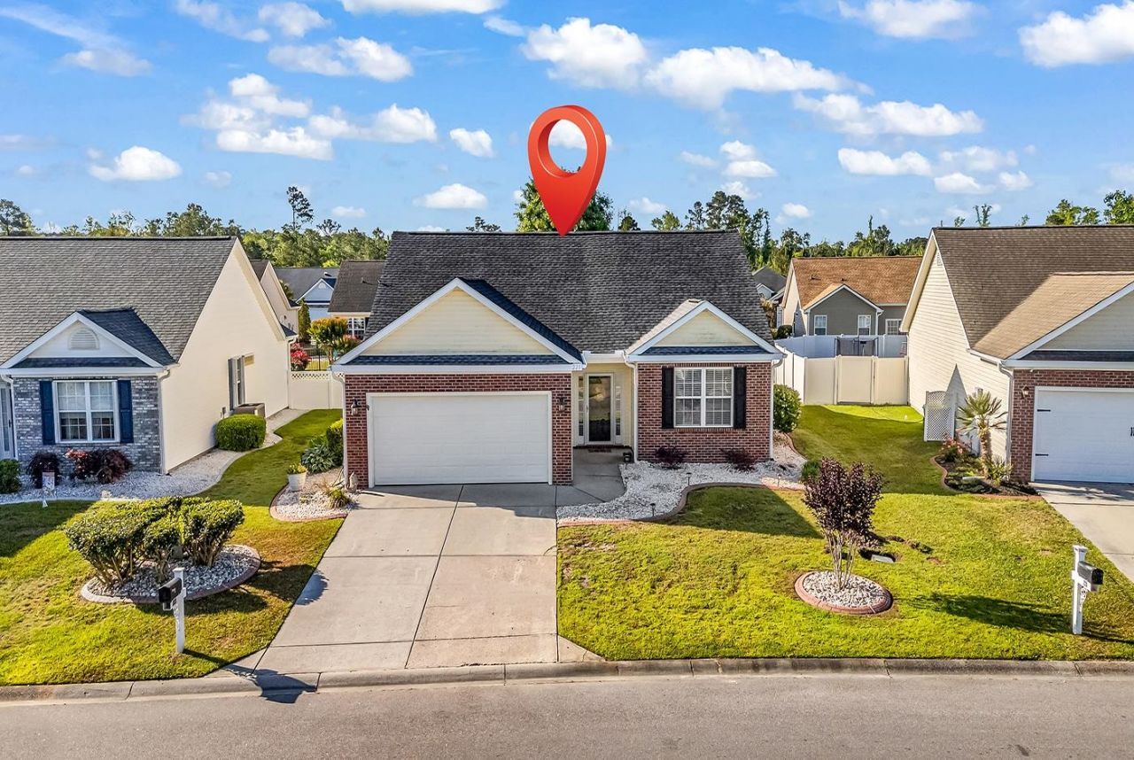 221 Cloverleaf Dr. Photo 37