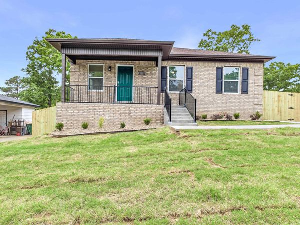 6109 Whitby Rd., North Little Rock, AR 72118
