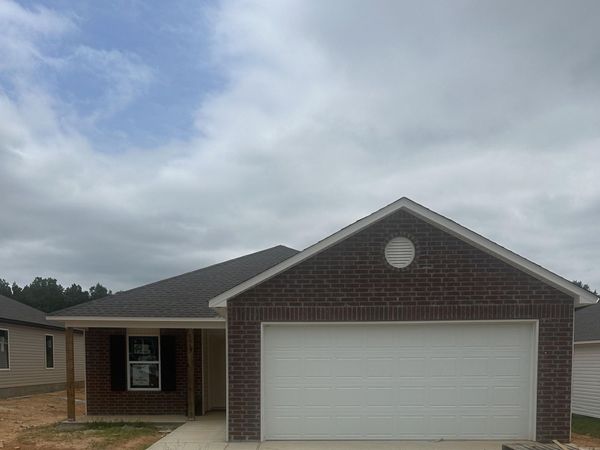 8065 Chesapeake Trail, Bauxite, AR 72011