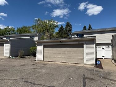 7616 Hampshire Avenue N, Brooklyn Park, MN 55428