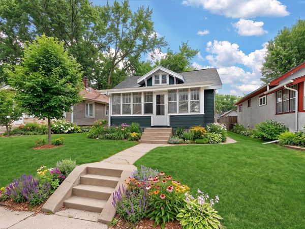 1810 Ross Avenue E, Saint Paul, MN 55119