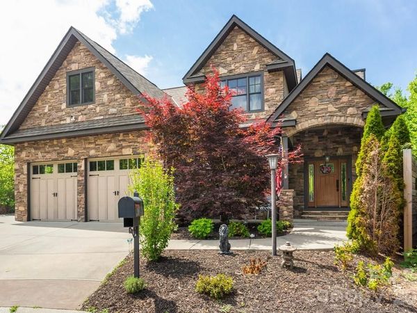109 Wood Owl Court, Hendersonville, NC 28791
