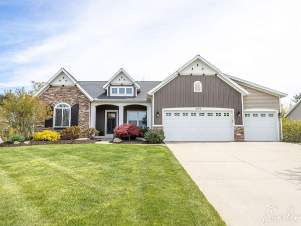 3094 Peachleaf Court, Holland, MI 49424
