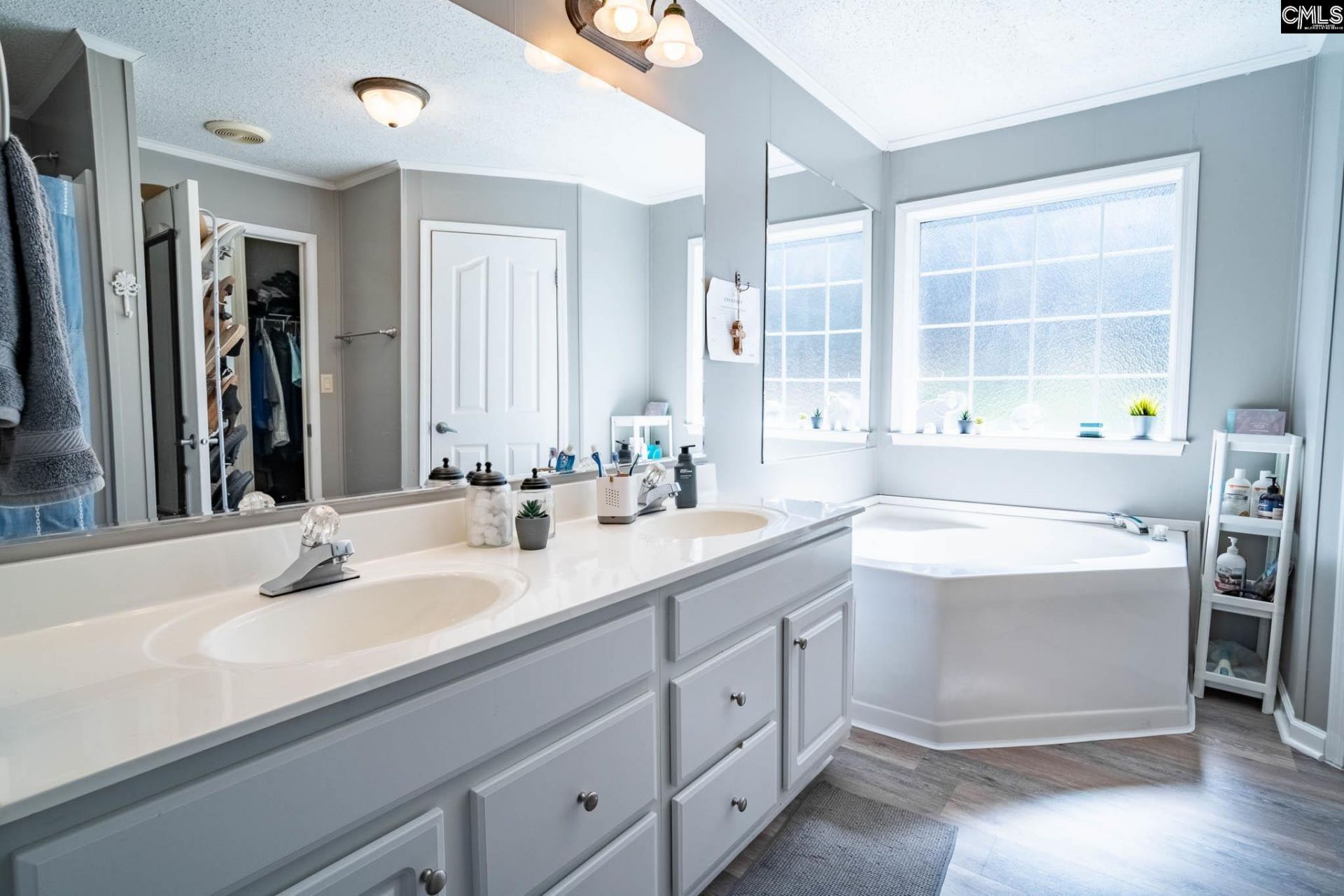 1759 A Three Branches Road  Photo 16