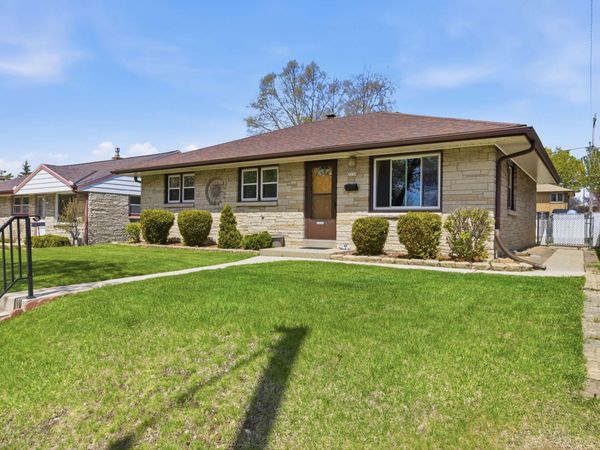 3350 E Whittaker Ave, Cudahy, WI 53110