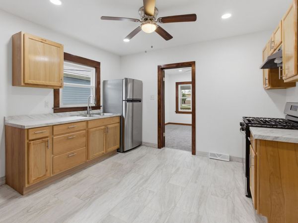 3206 E Grange Ave, Cudahy, WI 53110