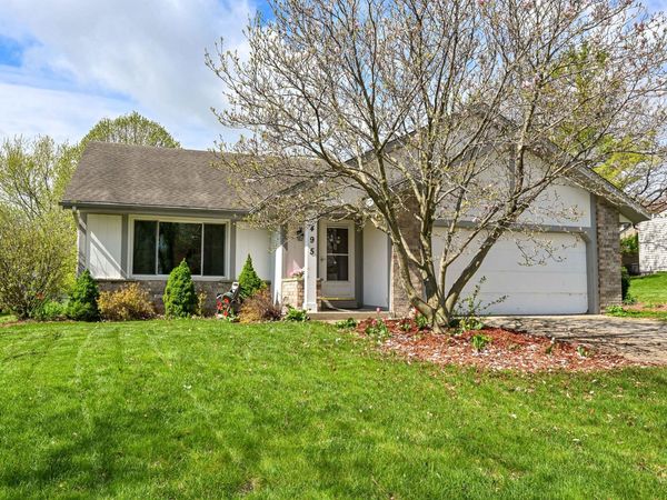 495 E Marquette Ave, Oak Creek, WI 53154