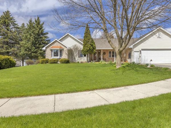 428 Sandstone Ter, Kiel, WI 53042