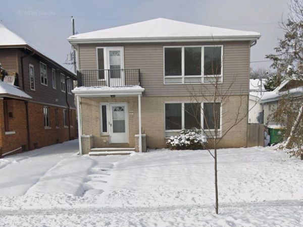 3953 N Downer Ave, Unit 3955, Shorewood, WI 53211