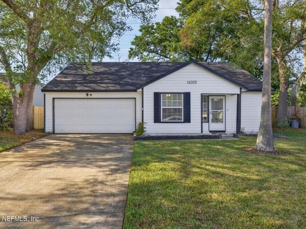 14203 HAMPTON FALLS Drive N, Jacksonville, FL 32224