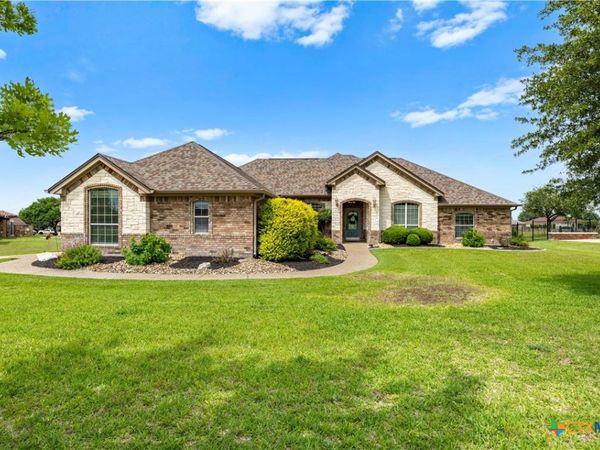 2725 Hester Way , Salado, TX 76571