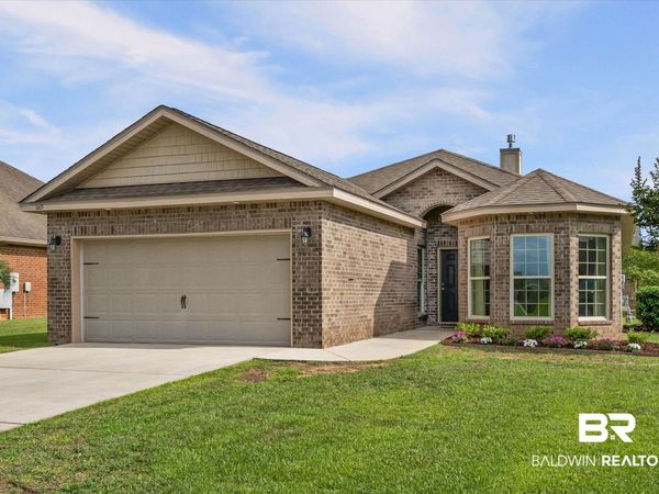 665 Darley Circle, Gulf Shores, AL 36542