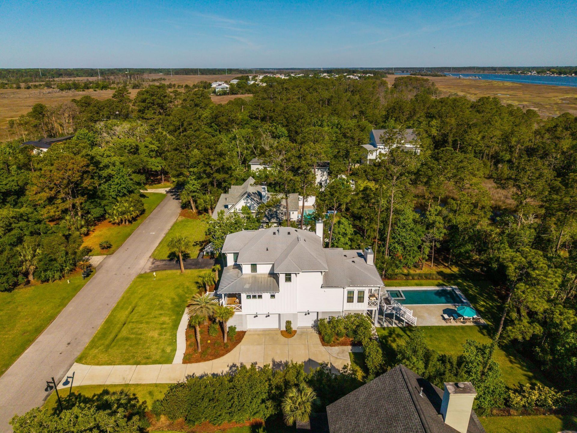 1443 Headquarters Plantation Drive Photo 64