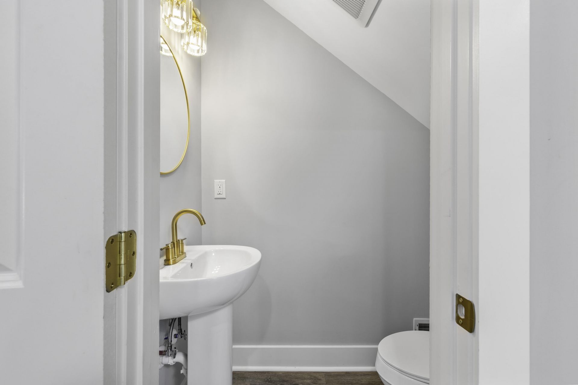 120 Evesham Drive Photo 23