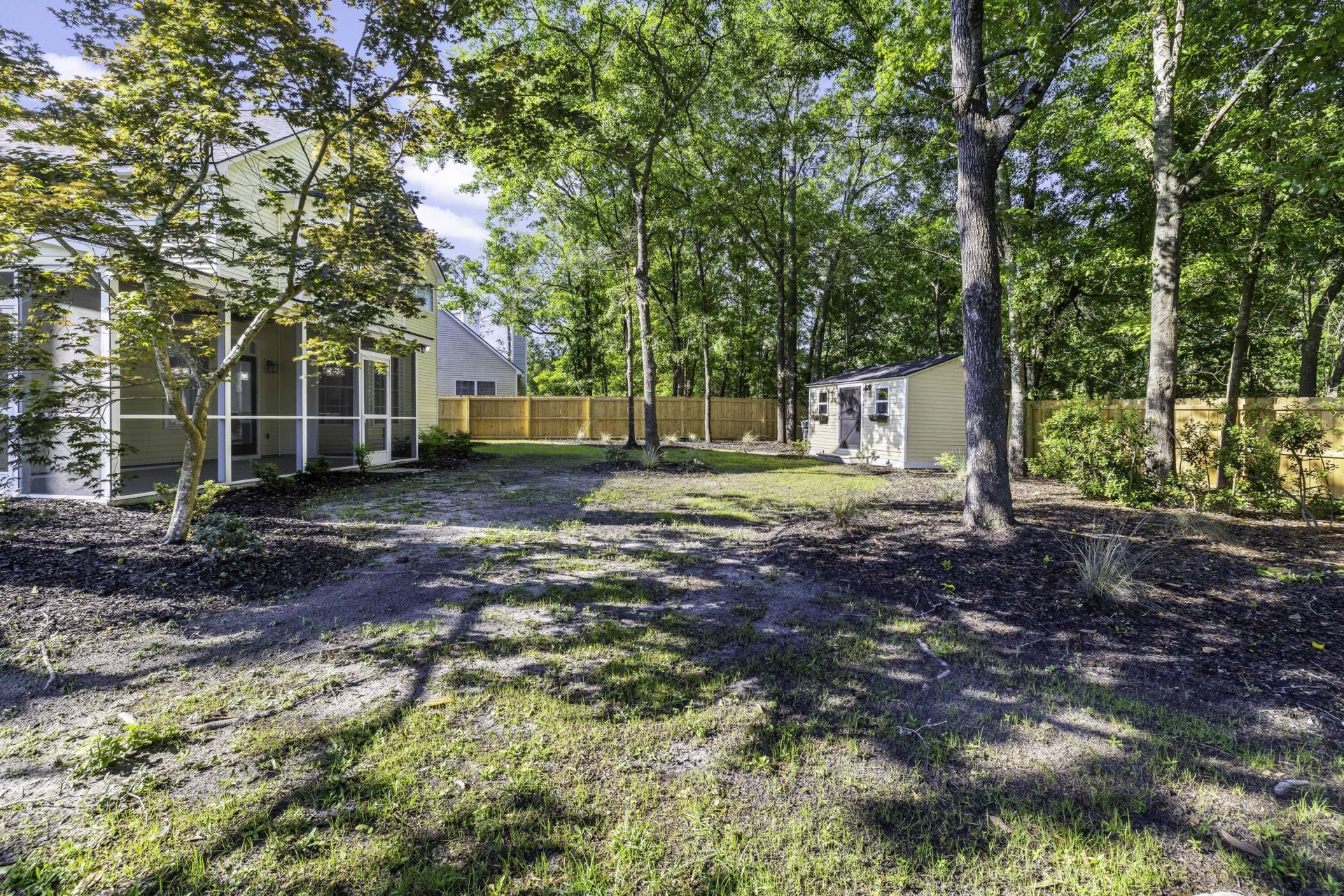 120 Evesham Drive Photo 52
