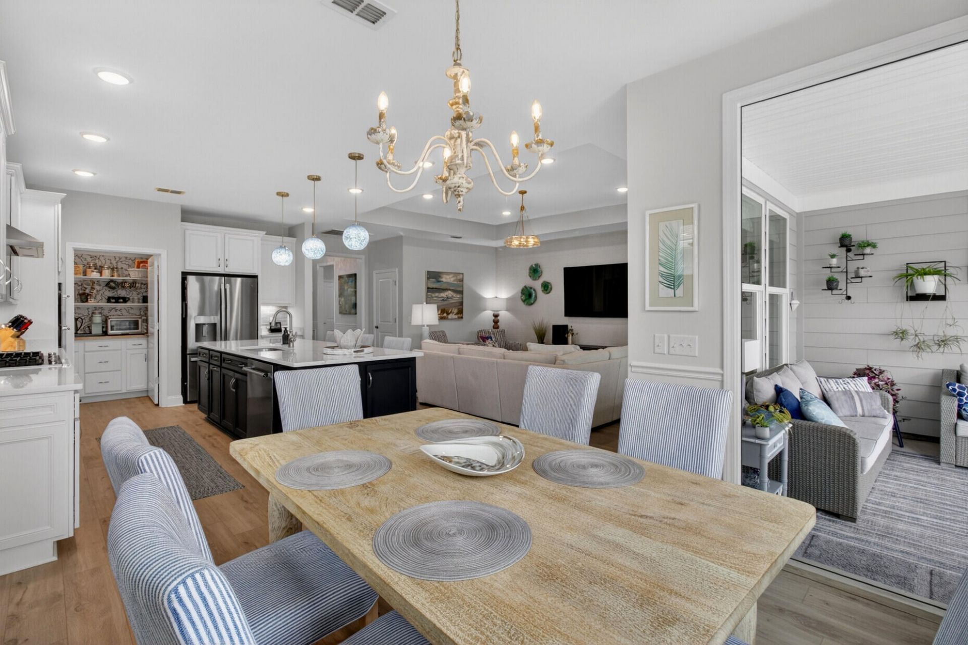 334 Autumn Azalea Way Photo 12