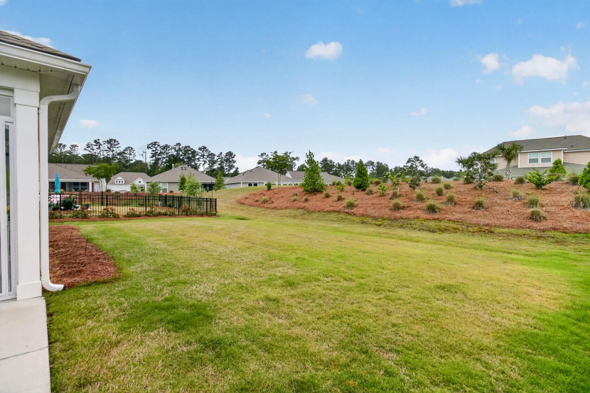 334 Autumn Azalea Way Photo 33