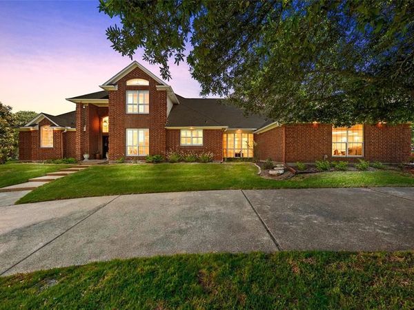 810 Forest Oaks Circle , Woodway, TX 76712